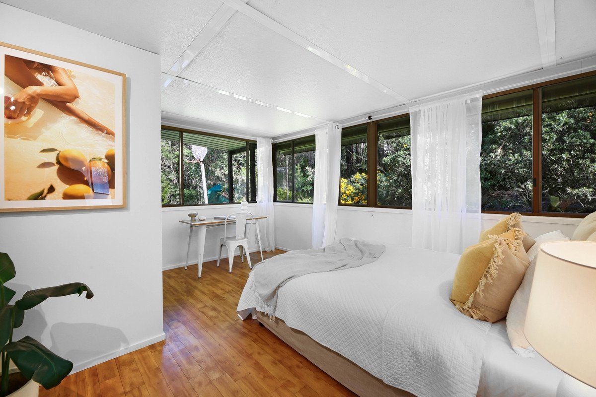 24 Cornwall Drive Elanora 20