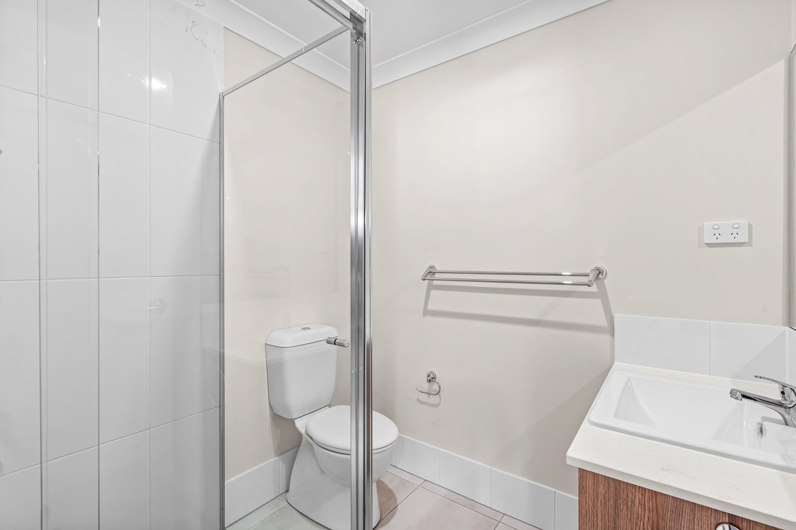 24 Crossing St  Bellbird 9