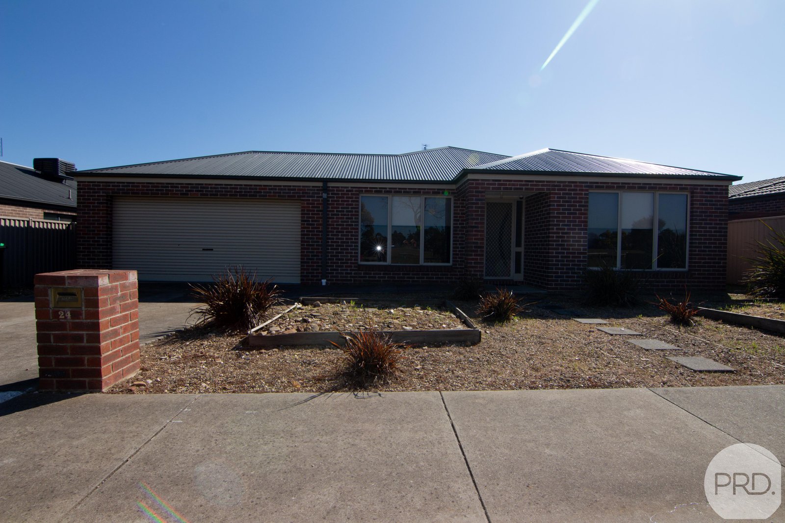24 Crown Street SEBASTOPOL 1