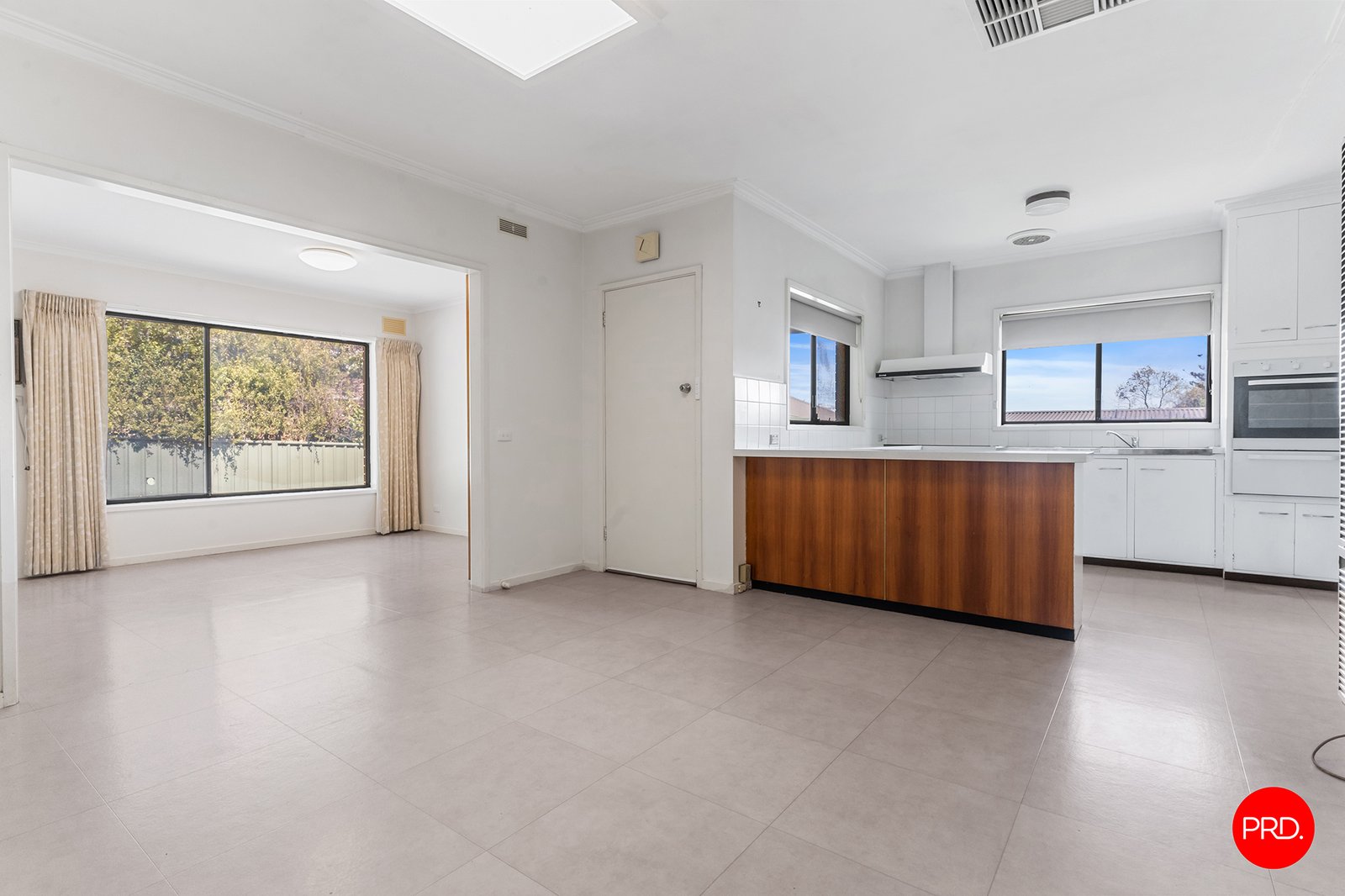 24 Curtin Street FLORA HILL 5