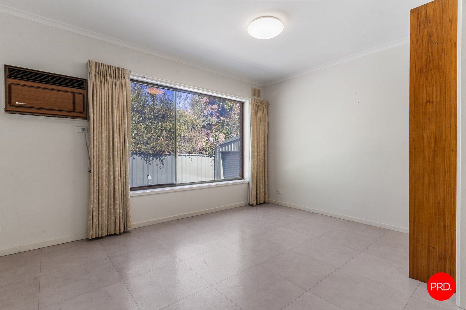24 Curtin Street FLORA HILL 10