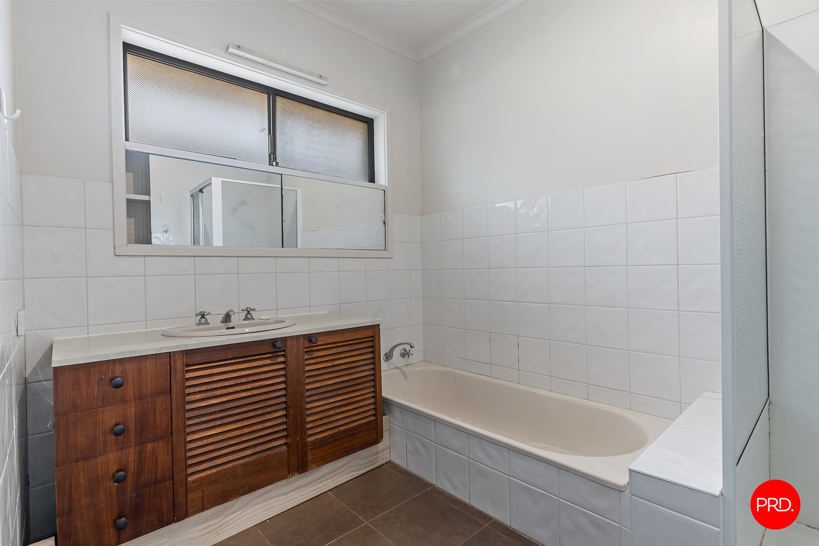 24 Curtin Street FLORA HILL 13