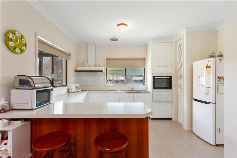 24 Curtin Street FLORA HILL 3