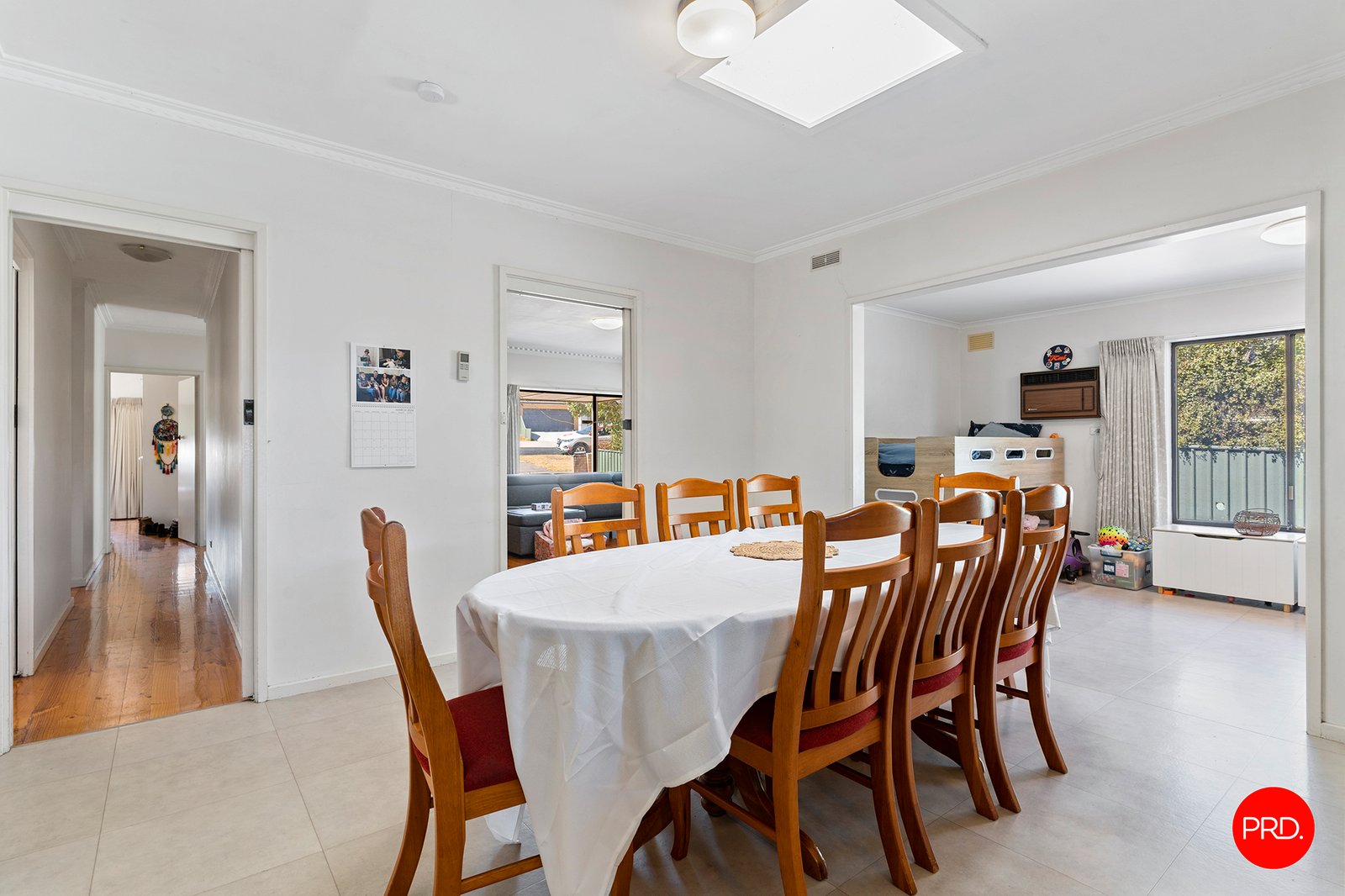 24 Curtin Street FLORA HILL 8