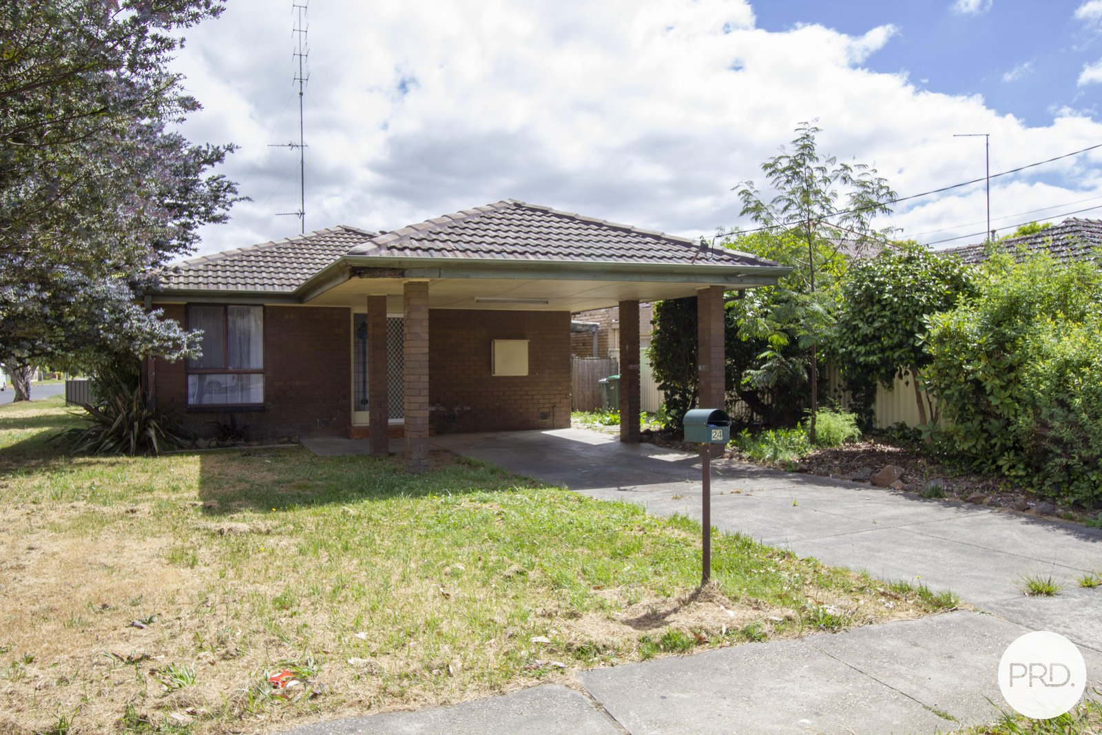 24 Cuthberts Road ALFREDTON 2