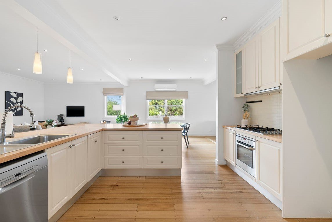 Gallery: 24 Daff Avenue Avenue