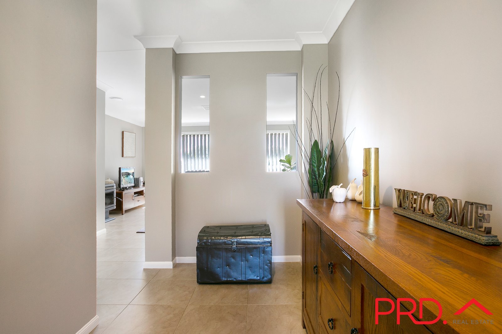 24 Daintree Circuit TAMWORTH 4