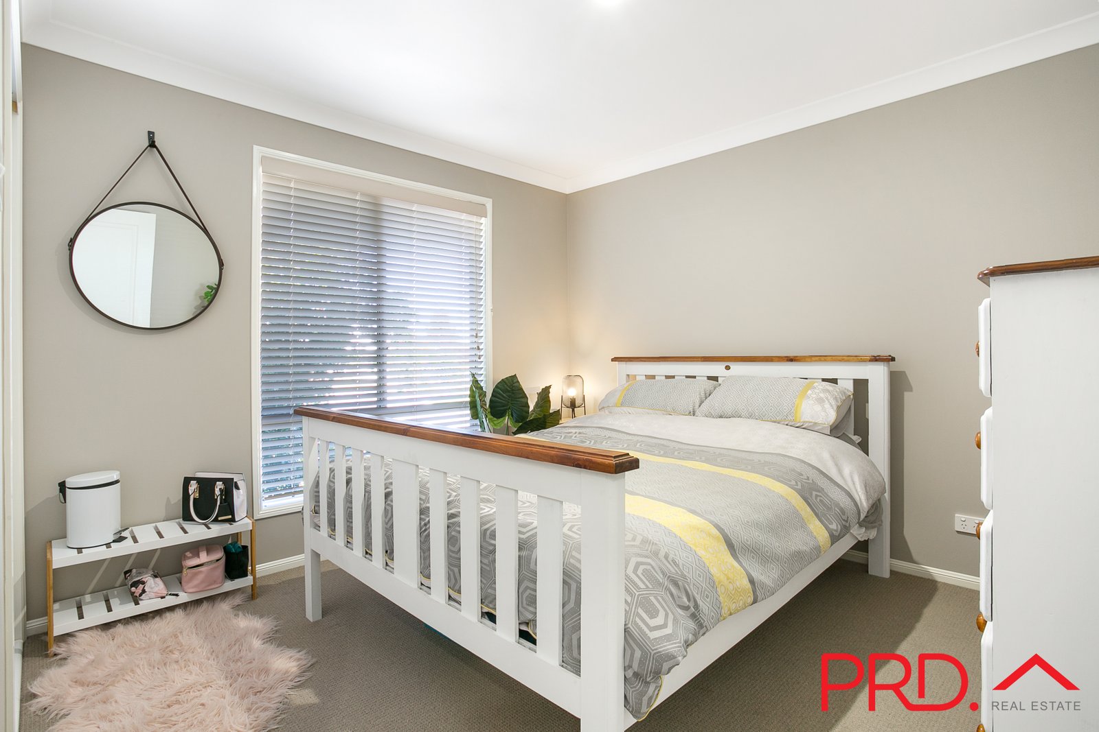 24 Daintree Circuit TAMWORTH 19