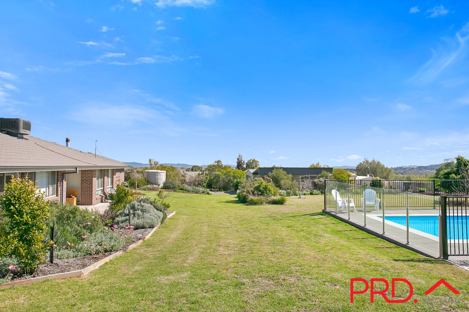 24 Daintree Circuit TAMWORTH 28