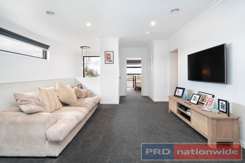 24 Dairymans Way BONSHAW 8