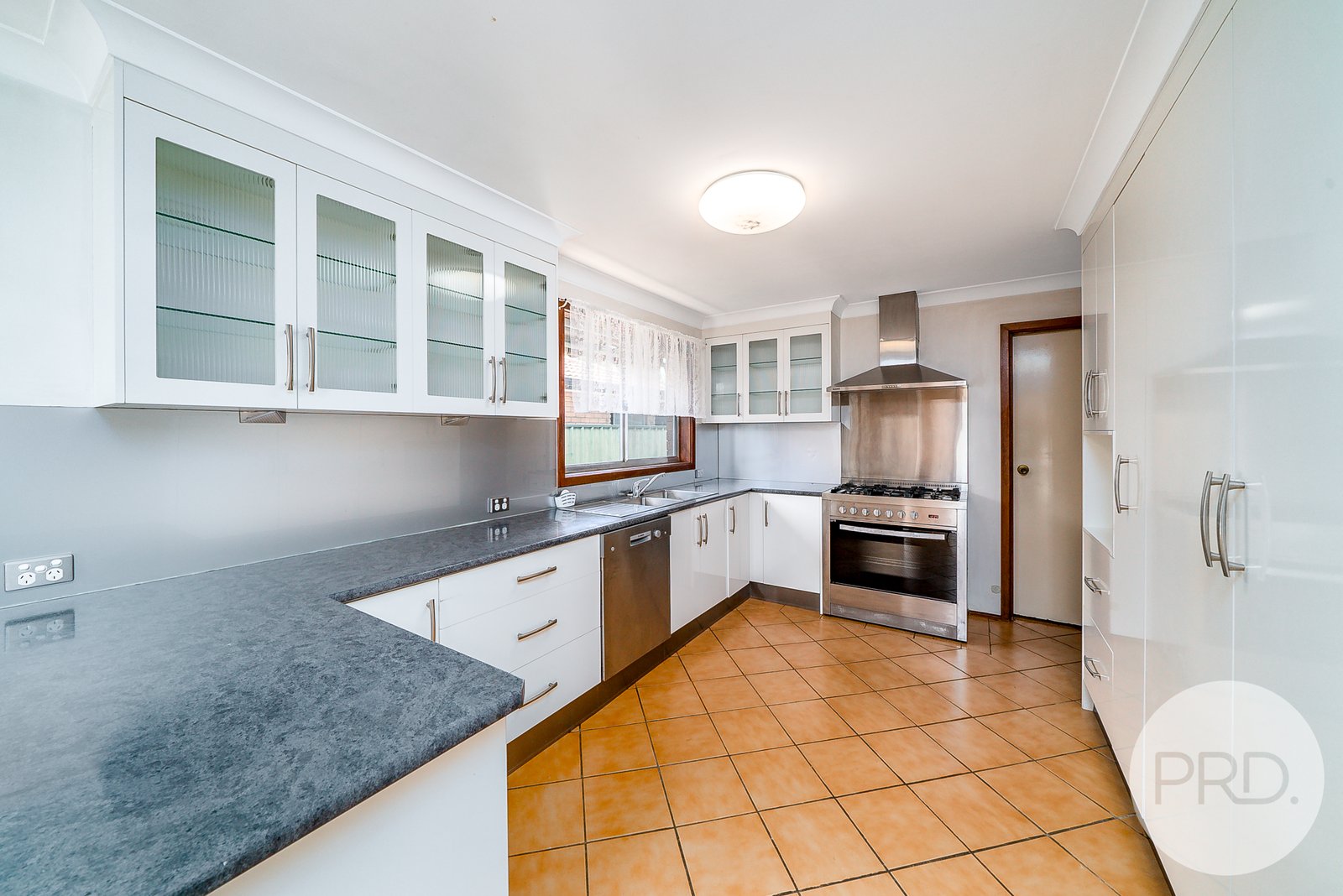 24 Dalman Parkway WAGGA WAGGA 4