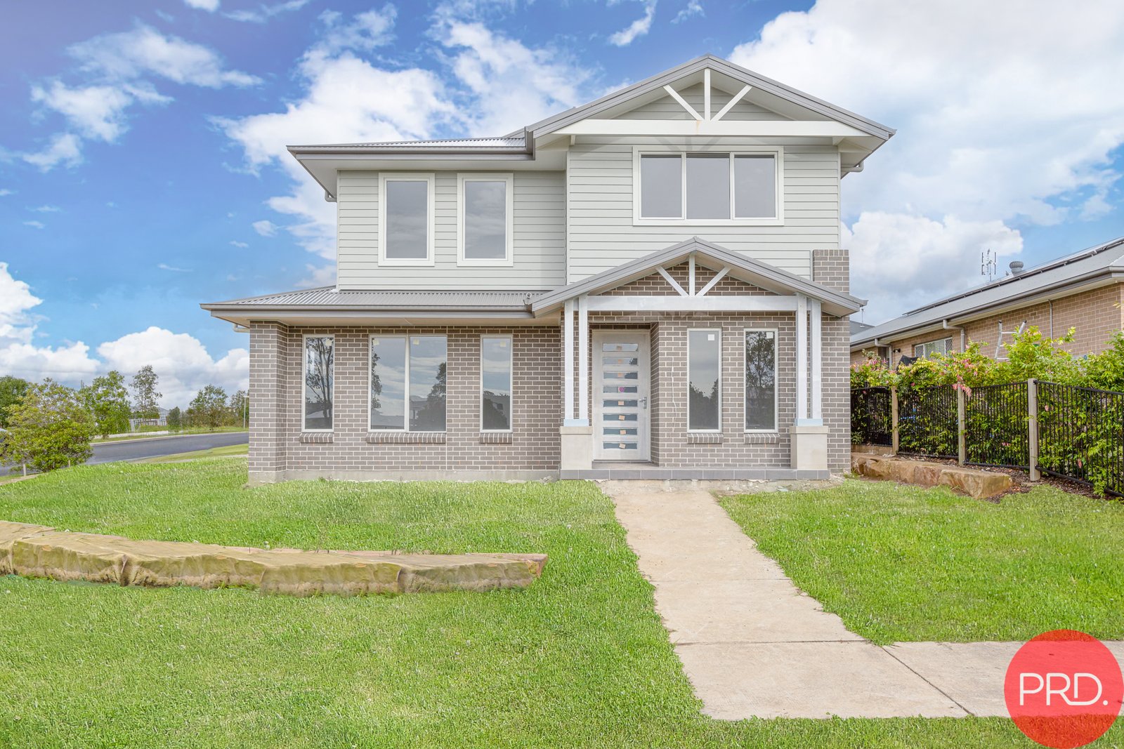 24 Darlaston Avenue THORNTON 6