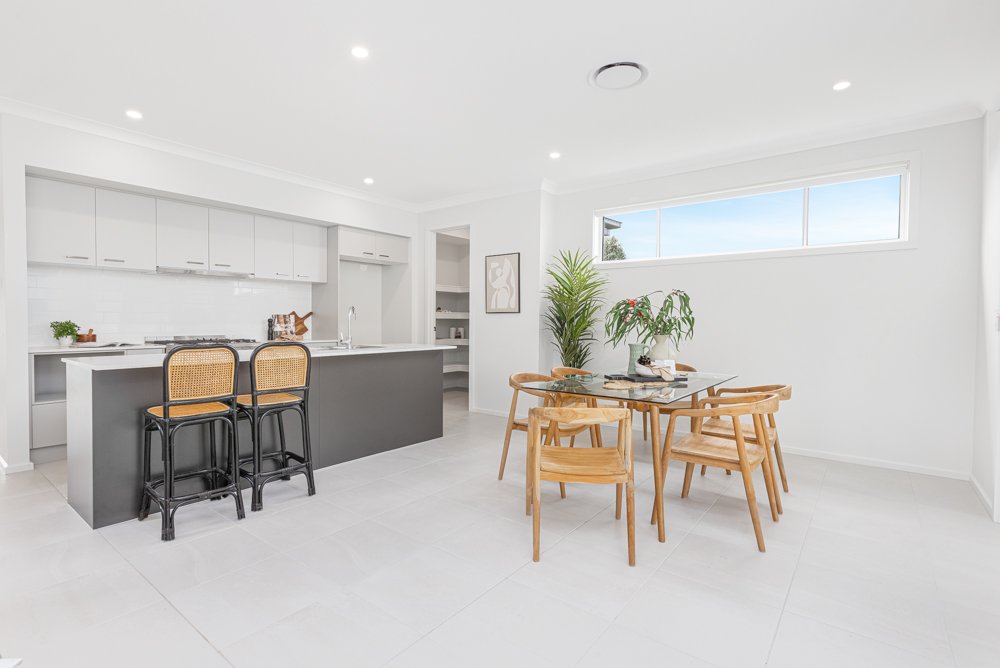 24 Darlaston Avenue THORNTON 12