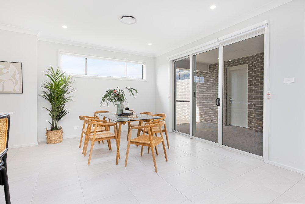 24 Darlaston Avenue THORNTON 15