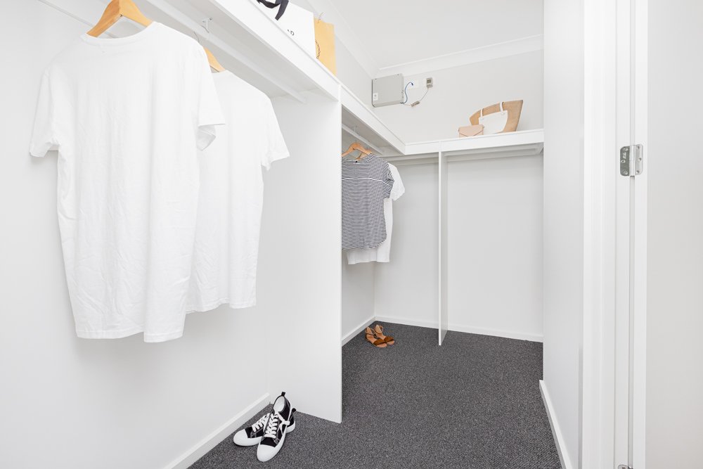 24 Darlaston Avenue THORNTON 26