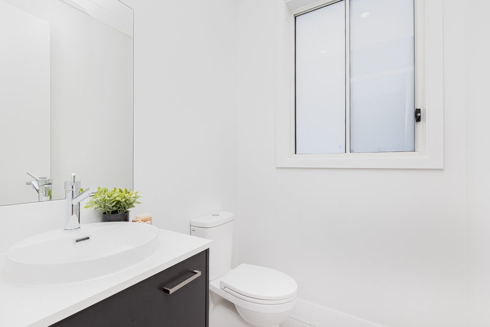 24 Darlaston Avenue THORNTON 28