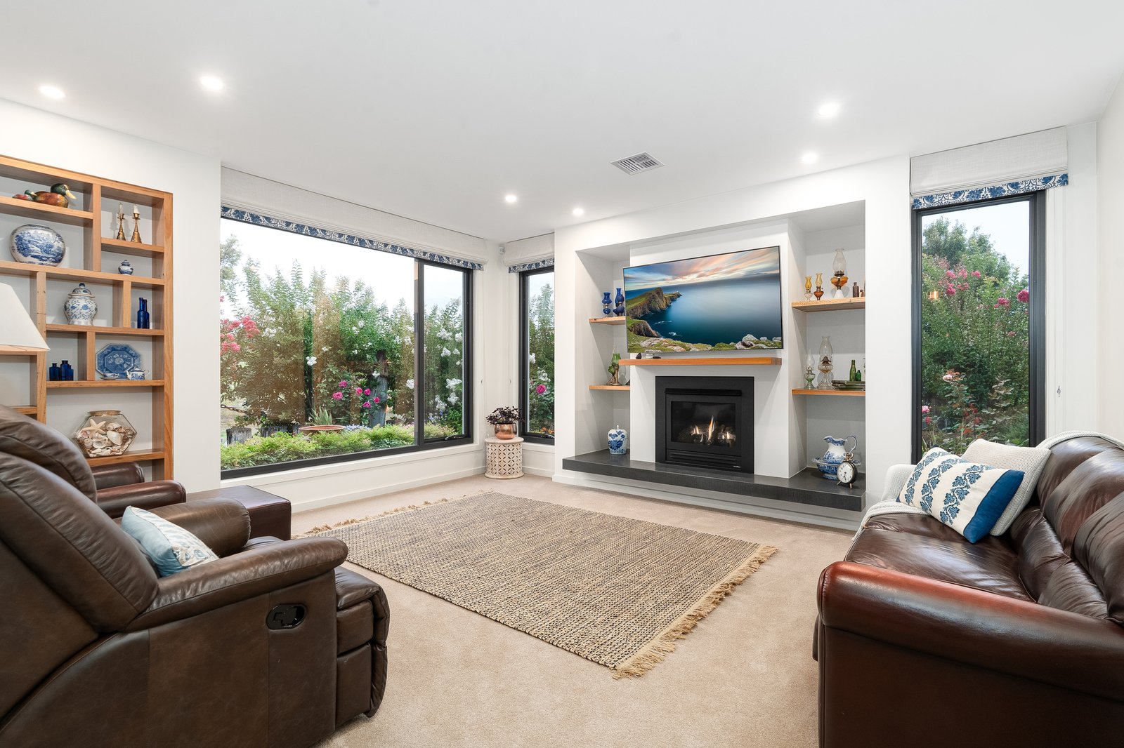 Gallery: 24 Dartmoor Drive