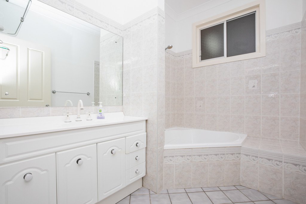 24 David Avenue EAST MAITLAND 13