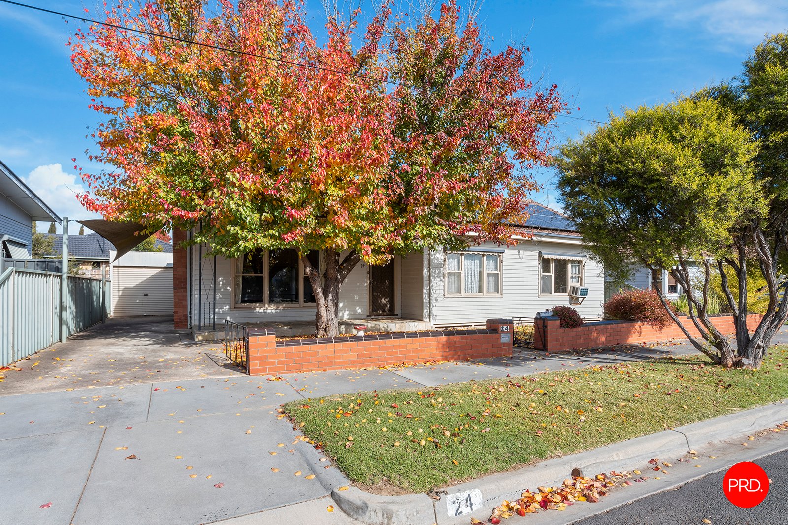 24 Derna Court GOLDEN SQUARE 1