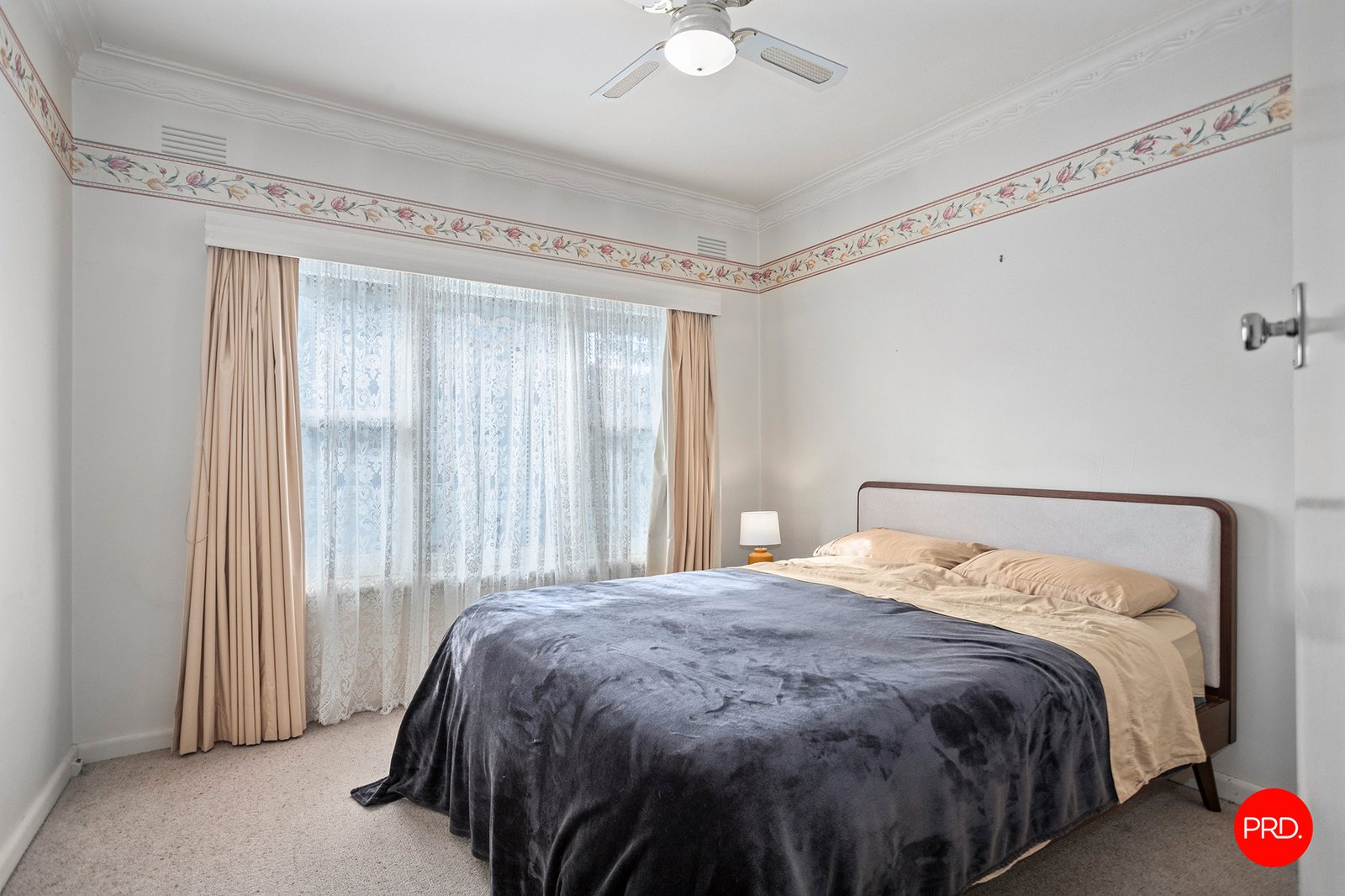 24 Derna Court GOLDEN SQUARE 9