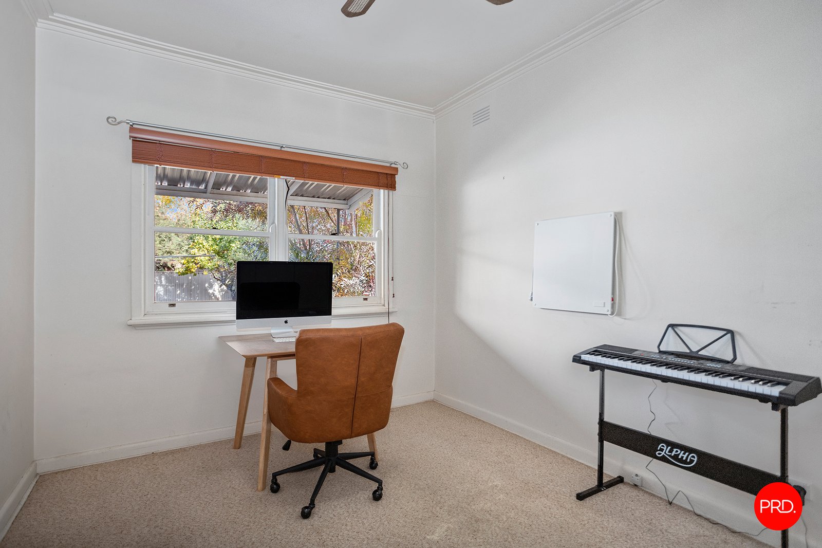 24 Derna Court GOLDEN SQUARE 11