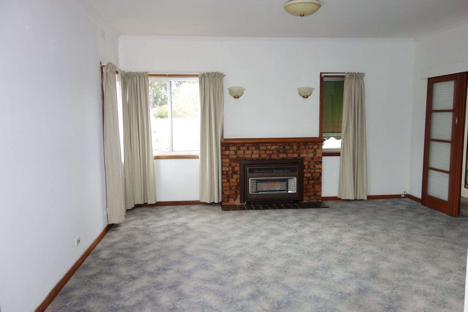 Gallery: 24 Desmond Avenue
