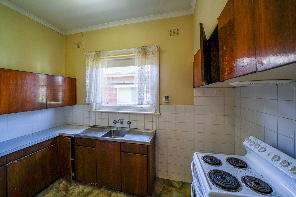 24 Docker Street WAGGA WAGGA 3