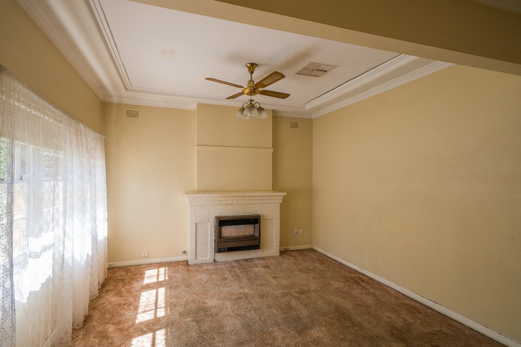 24 Docker Street WAGGA WAGGA 7