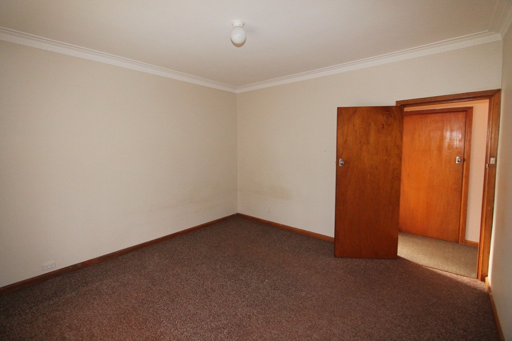 24 Dover Street WENDOUREE 8