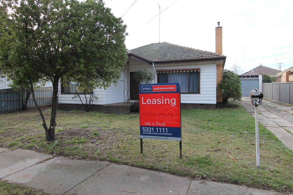 24 Dover Street WENDOUREE 17