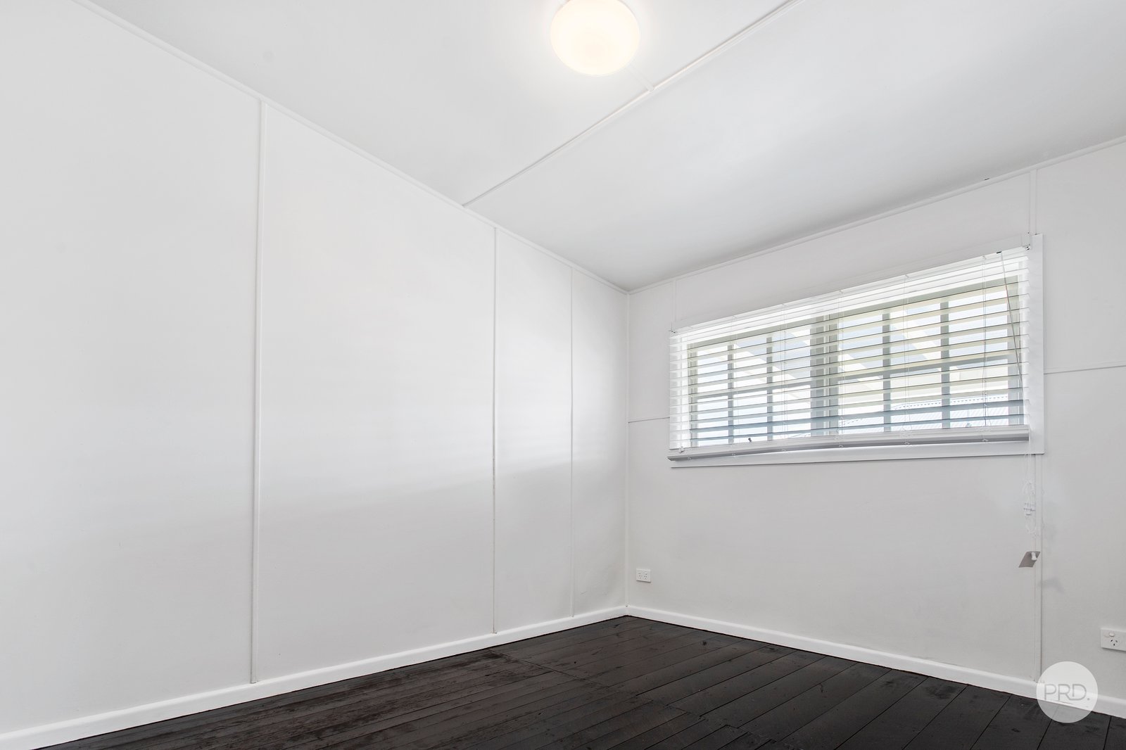 24 Dowding Street CALIFORNIA GULLY 8