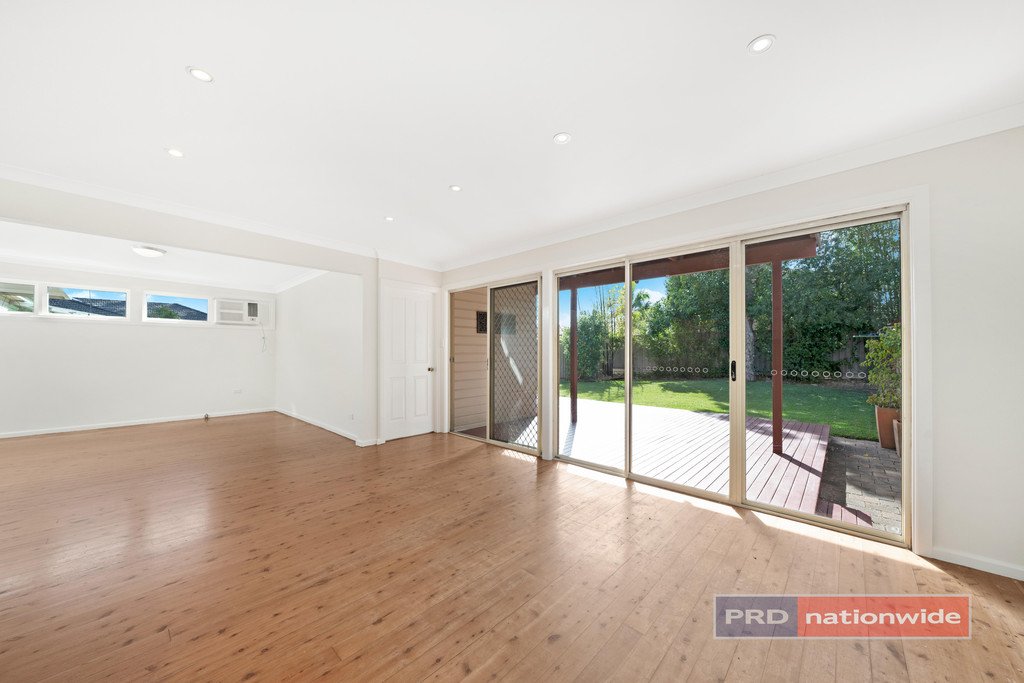 24 Dowding Street PANANIA 3