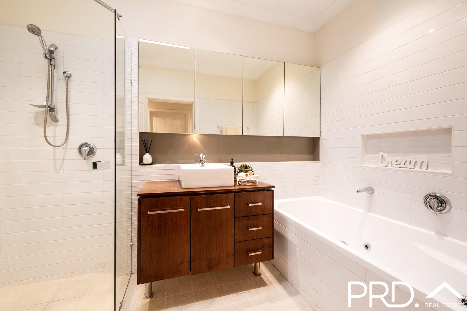 24 Dowding Street PANANIA 9