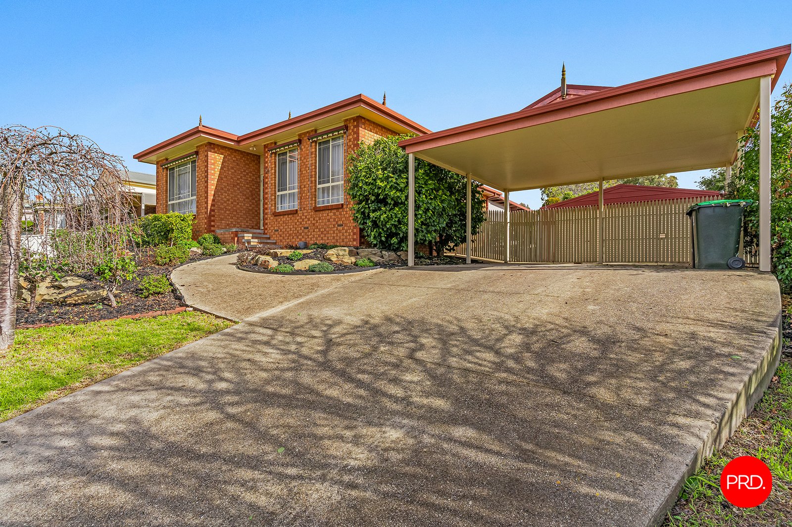 24 Duke Street KANGAROO FLAT 2