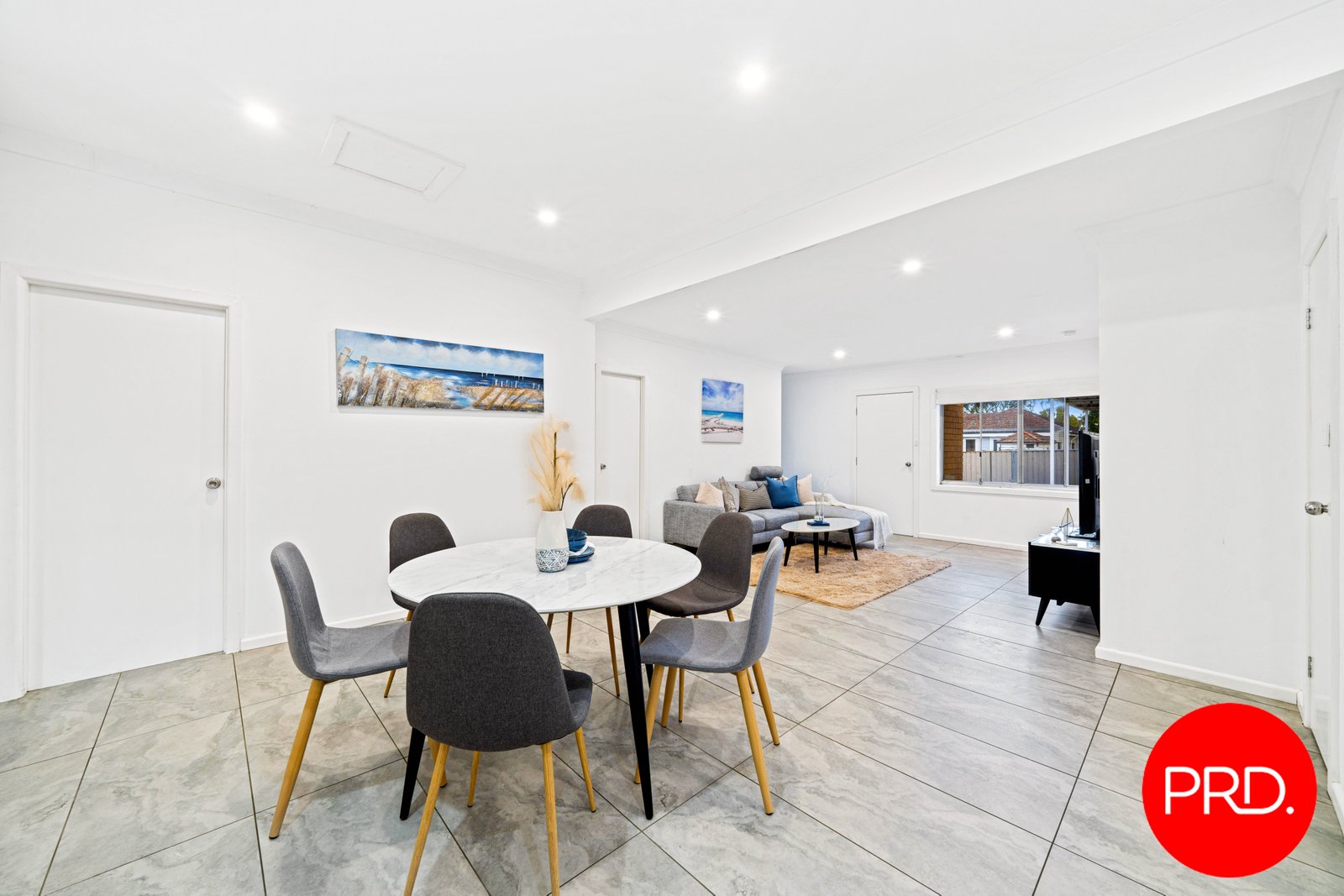 24 Durbar Avenue KIRRAWEE 3