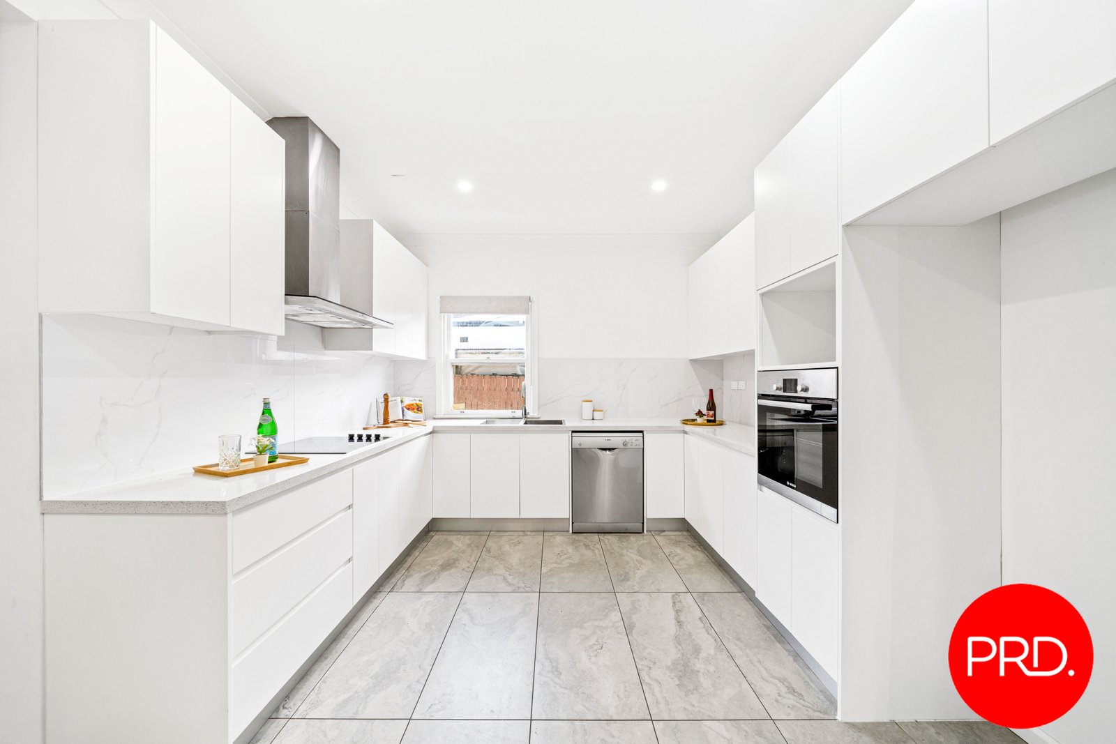 24 Durbar Avenue KIRRAWEE 4