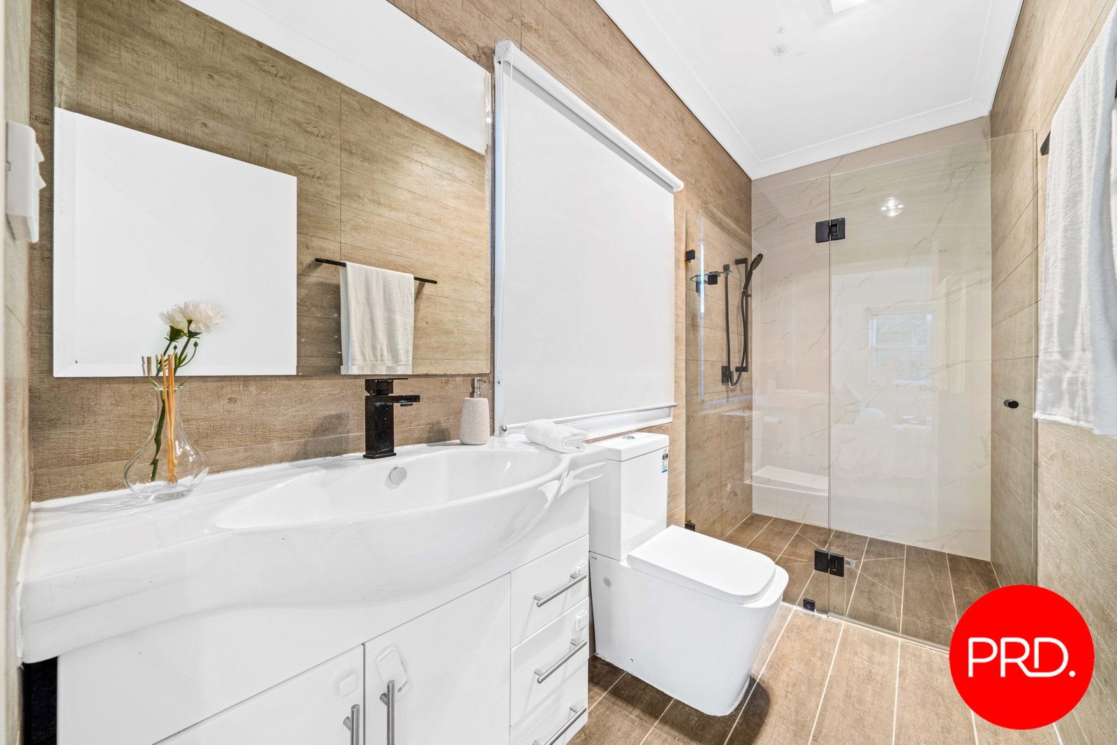 24 Durbar Avenue KIRRAWEE 8