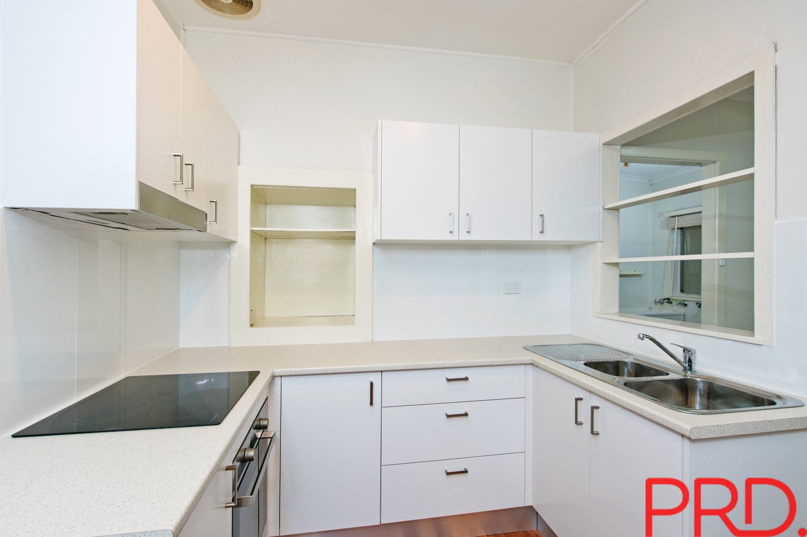 24 Eames Avenue NORTH HAVEN 3