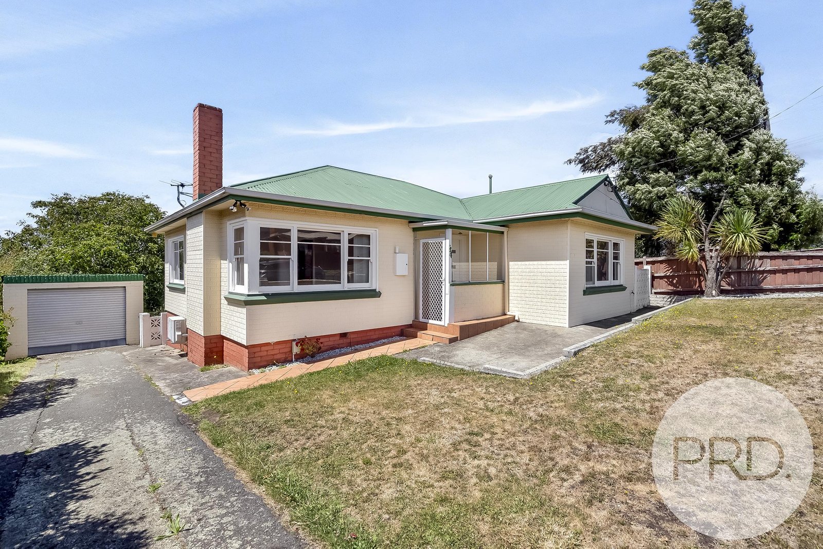 24 Eighth Avenue WEST MOONAH 1