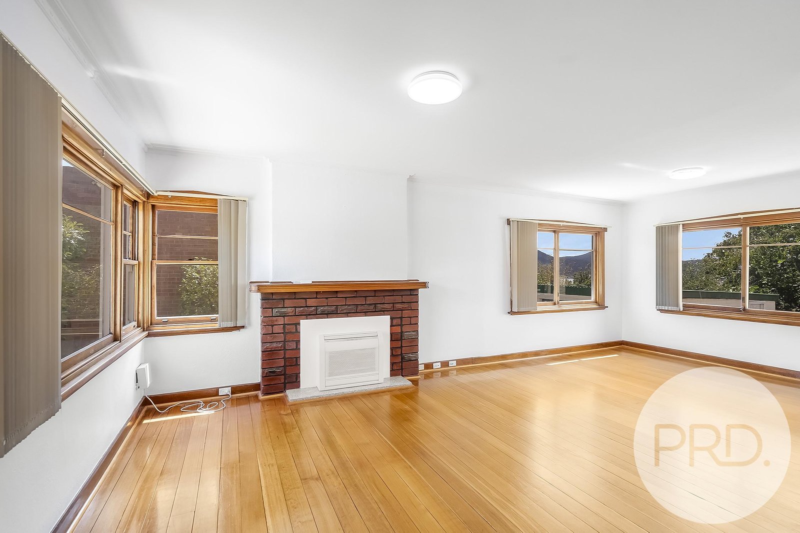 24 Eighth Avenue WEST MOONAH 2