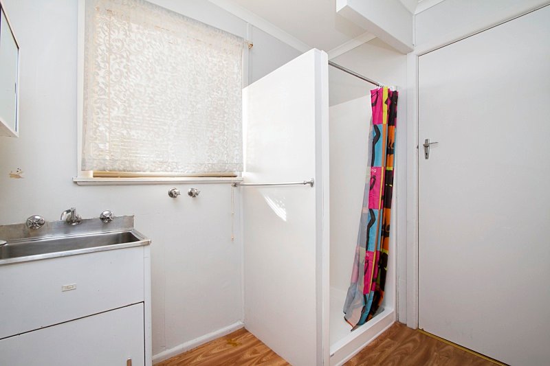 2/4 Elizabeth Street FLORA HILL 5