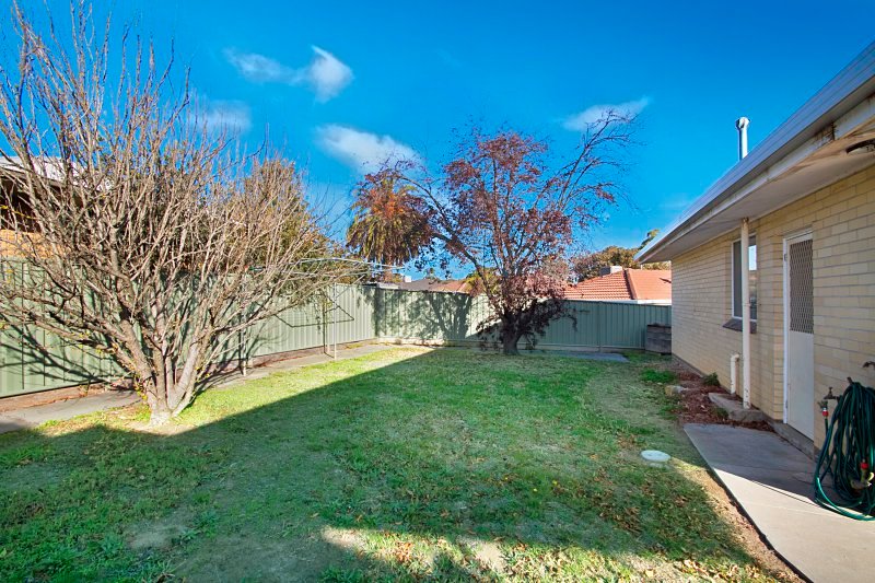 2/4 Elizabeth Street FLORA HILL 6