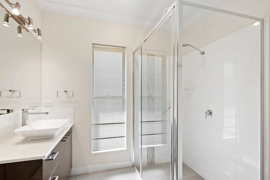 24 Endeavour Circuit CANNONVALE 9