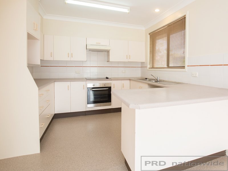 24 Evans Street GRETA 2