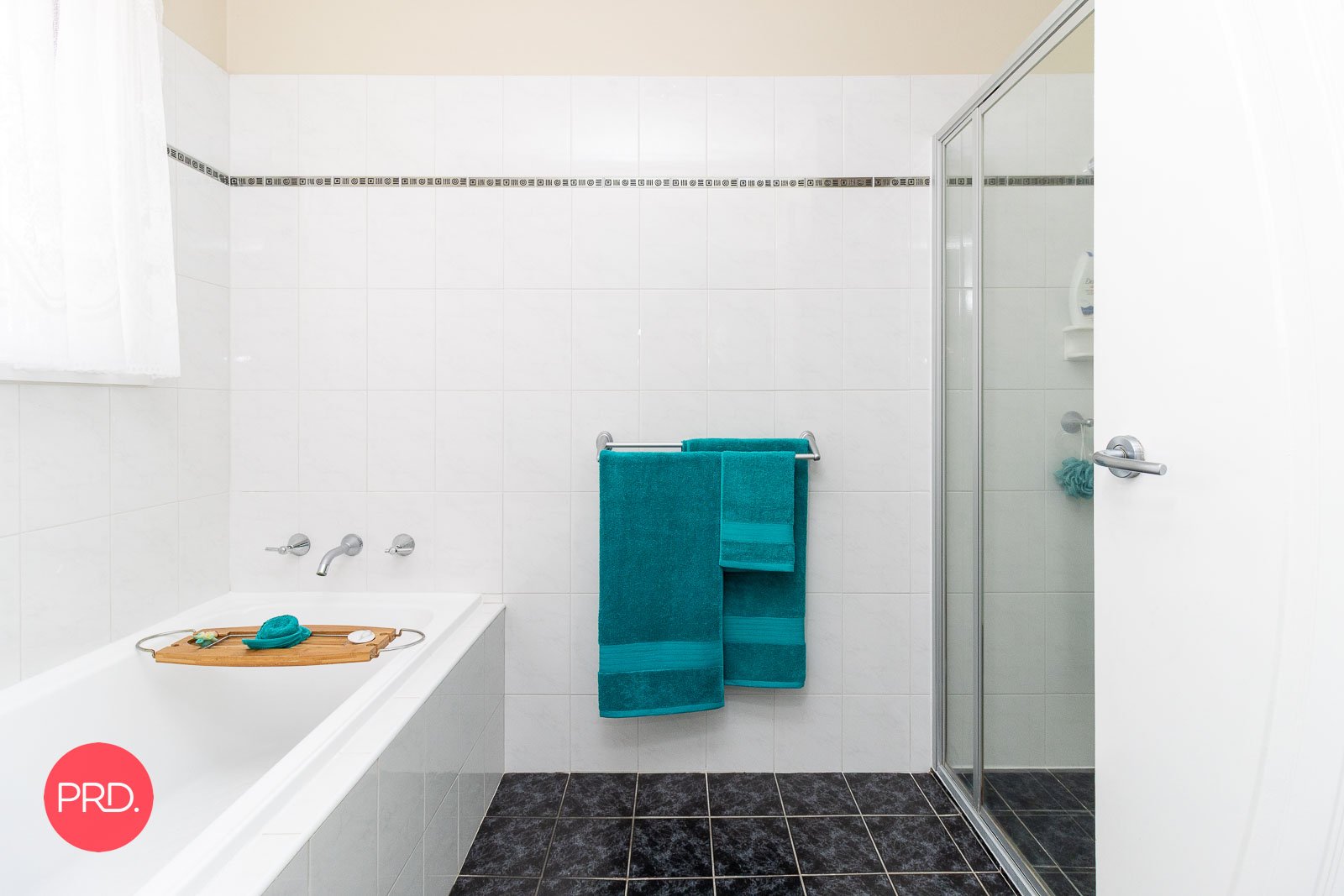 24 Eyre Street BUNGENDORE 17