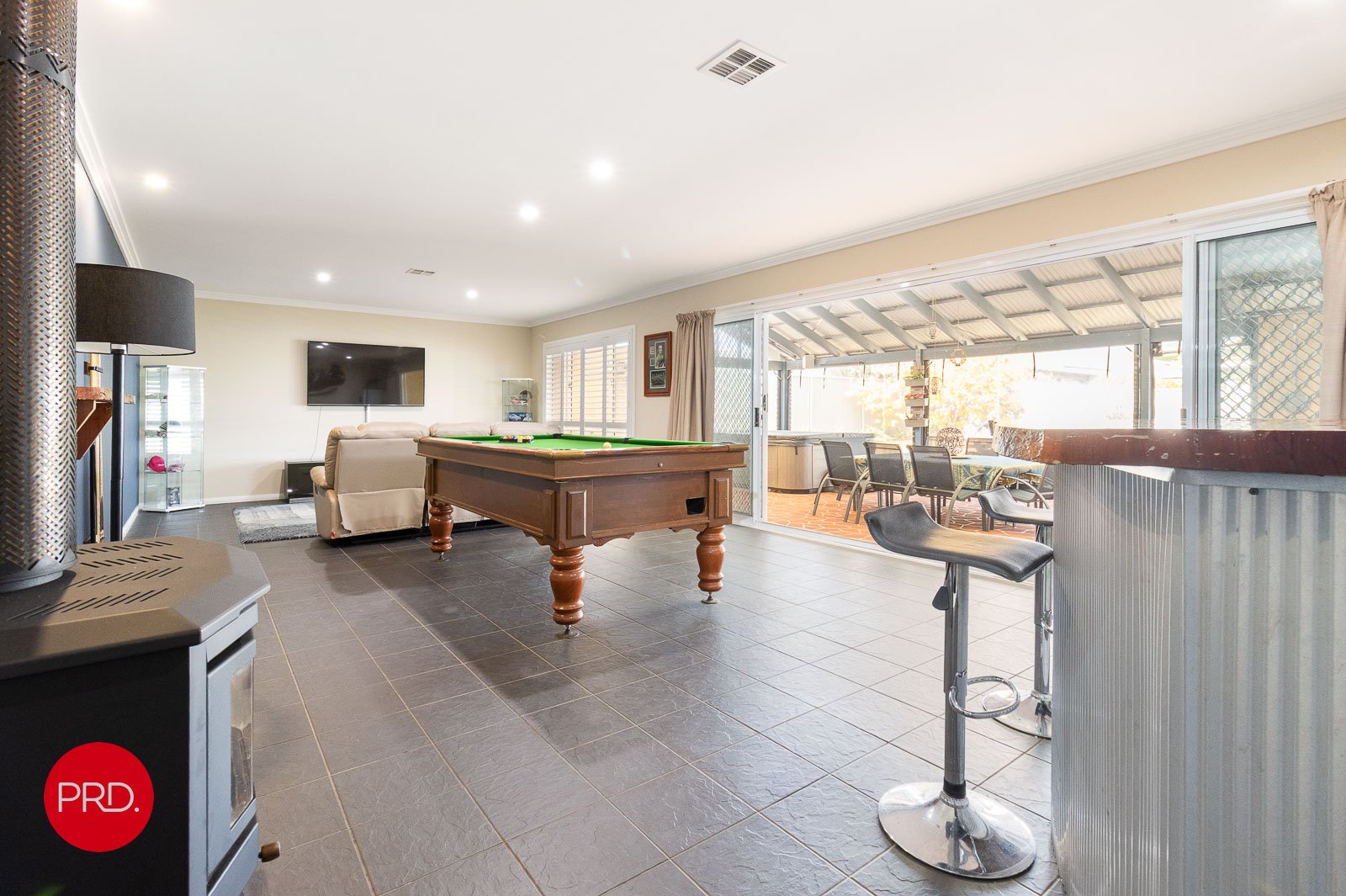 24 Eyre Street BUNGENDORE 18