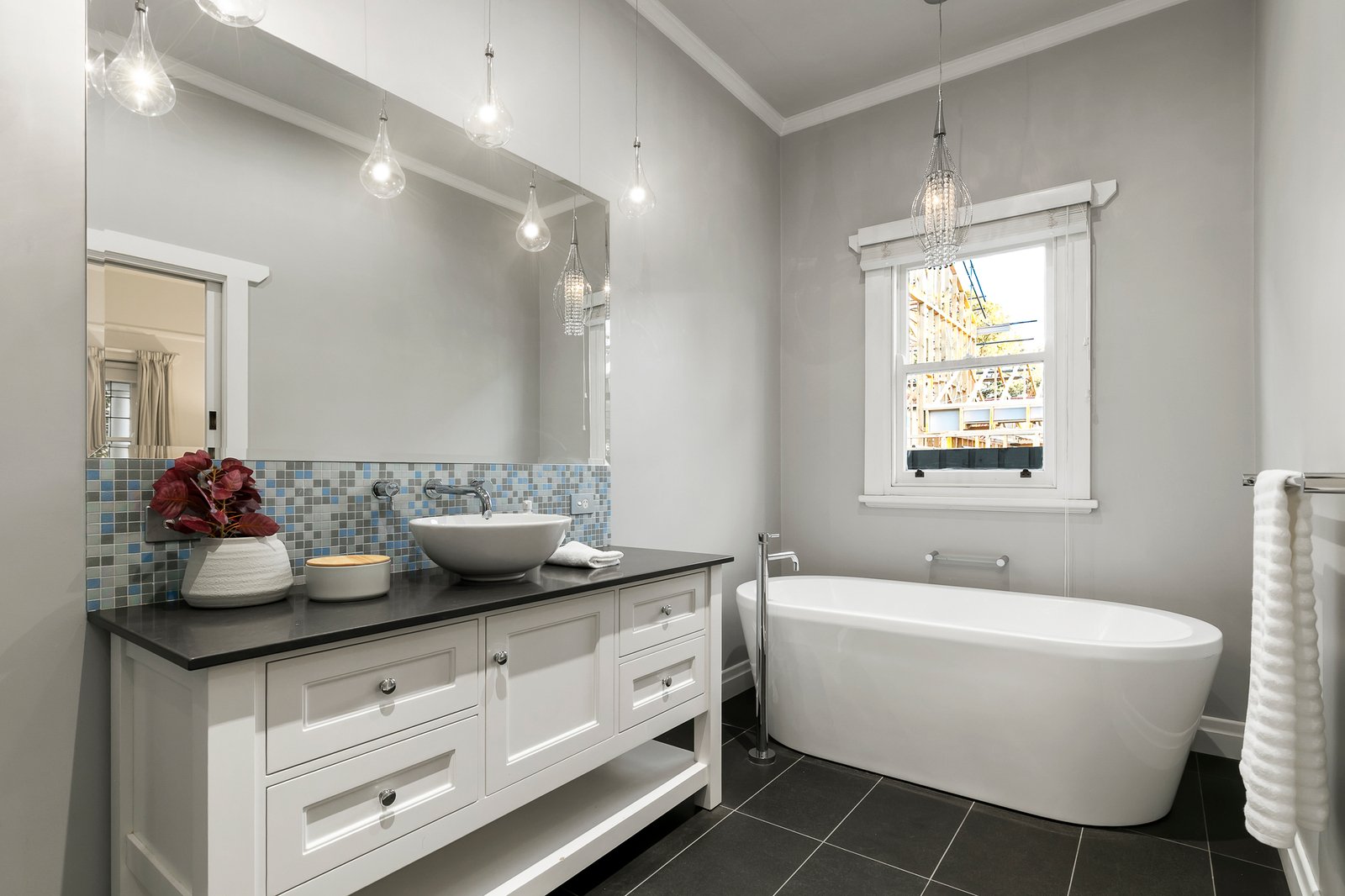 24 Fairview Avenue, Camberwell, 3124