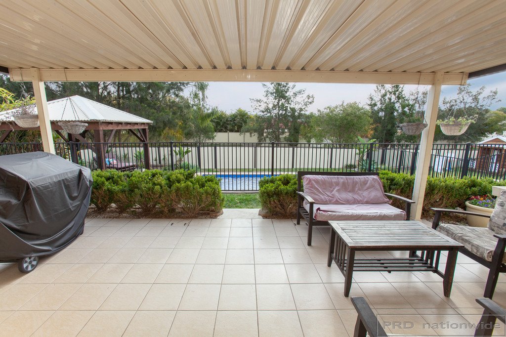 24 Fernleigh Avenue ABERGLASSLYN 22