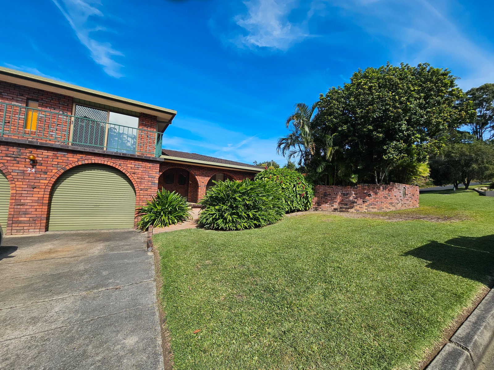24 Finch Crescent COFFS HARBOUR 1