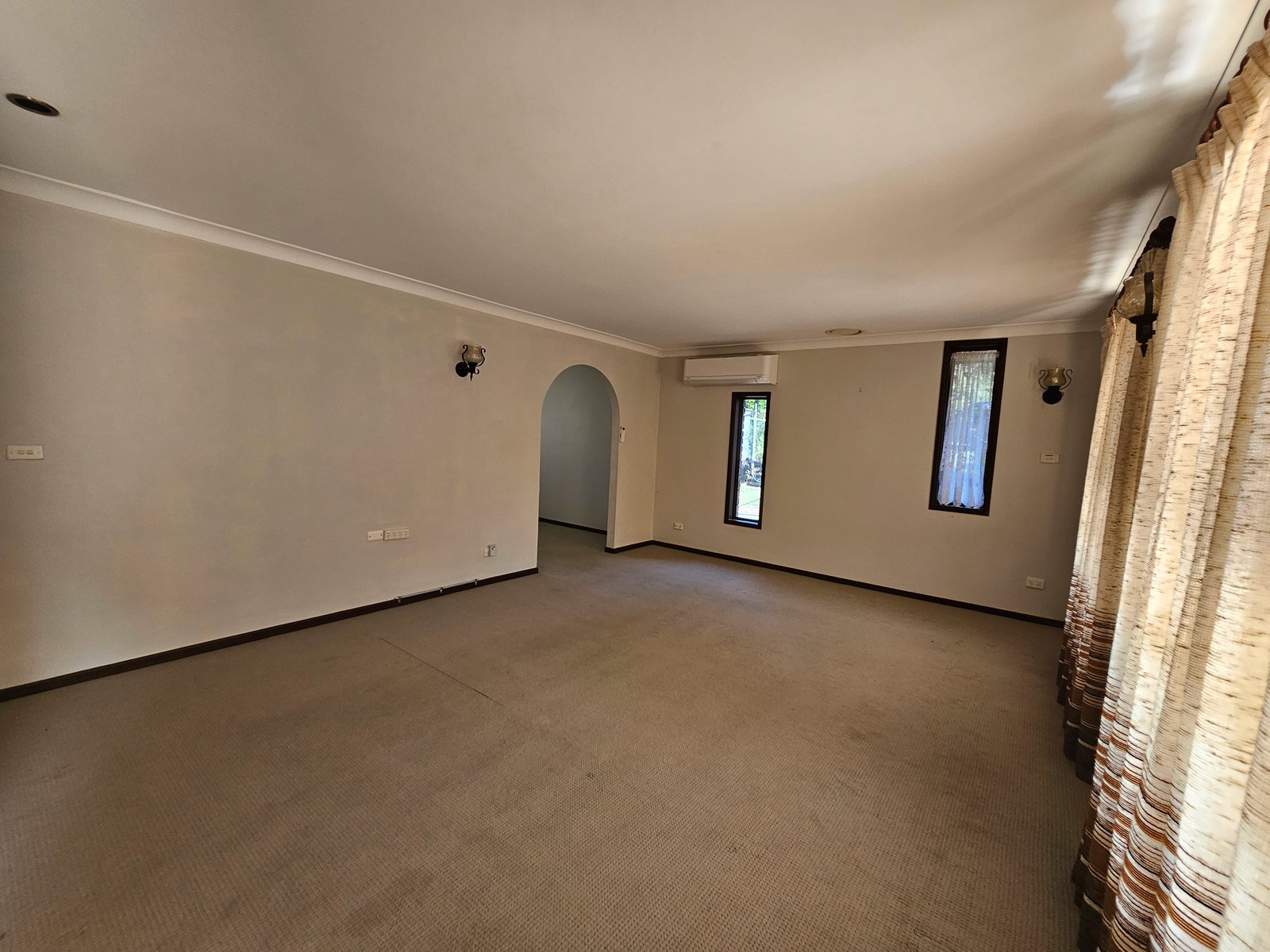 24 Finch Crescent COFFS HARBOUR 6